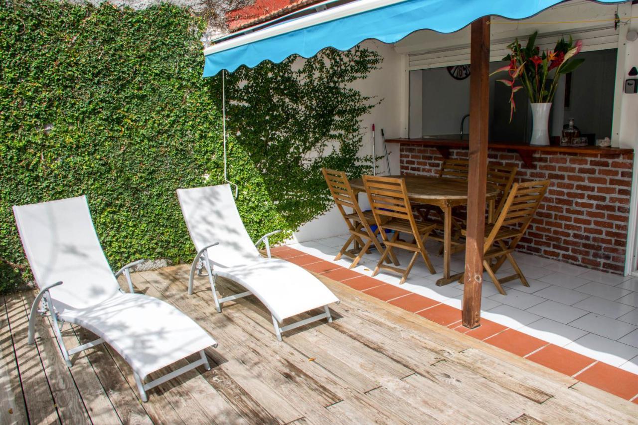 Villa Bougainvillier เลส์ทรัวส์-ซีเลต์ ภายนอก รูปภาพ