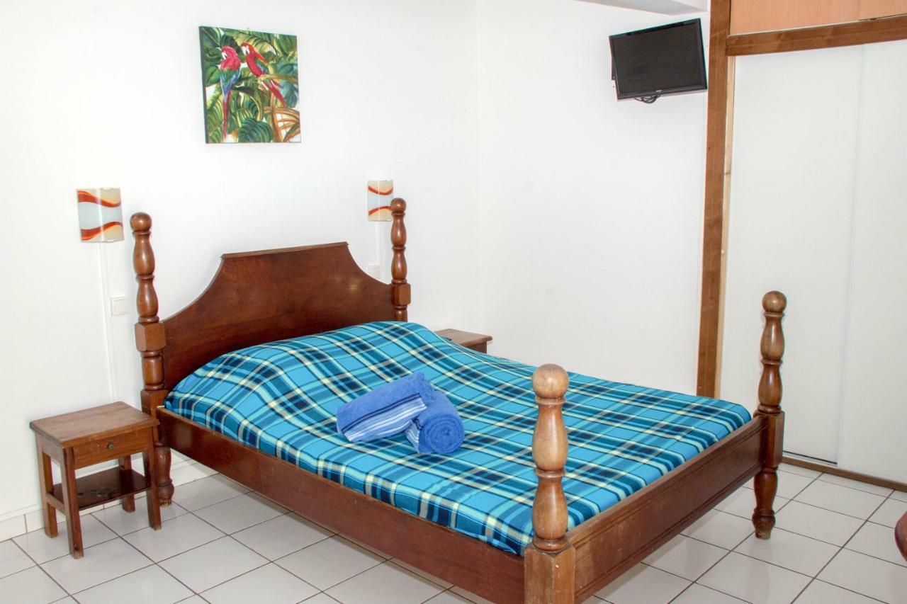 Villa Bougainvillier เลส์ทรัวส์-ซีเลต์ ภายนอก รูปภาพ